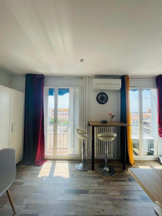 Petit Studio Centre Joliette Марсель Екстер'єр фото