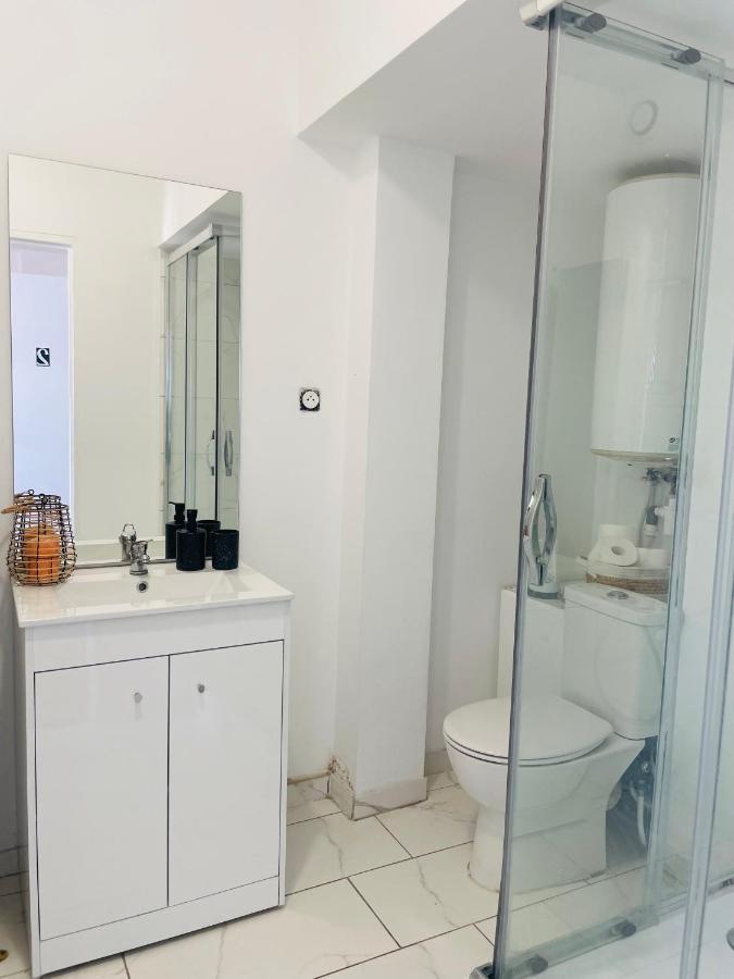 Petit Studio Centre Joliette Марсель Екстер'єр фото